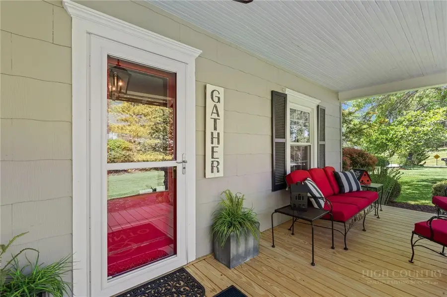 1688 Sunset Drive, Blowing Rock, NC 28605 - #2