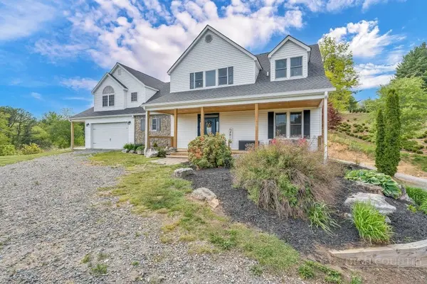 61 Honky Hollow Lane, Newland, NC 28657