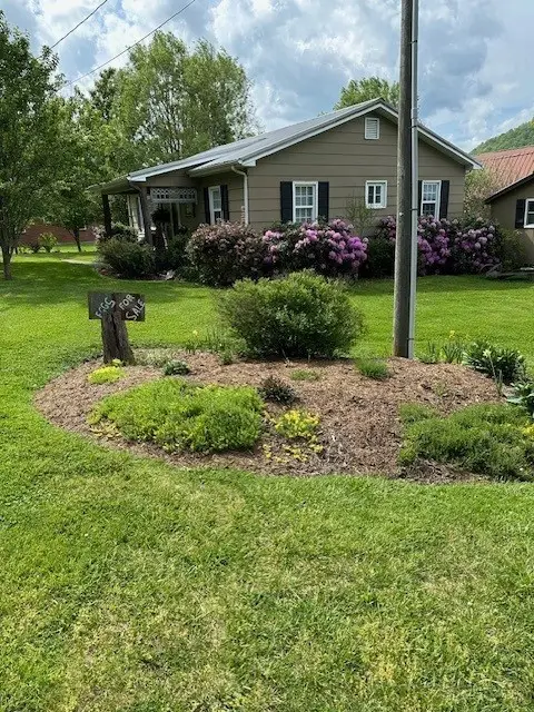 2846 & 2818 Broadstone Road, Banner Elk, NC 28604