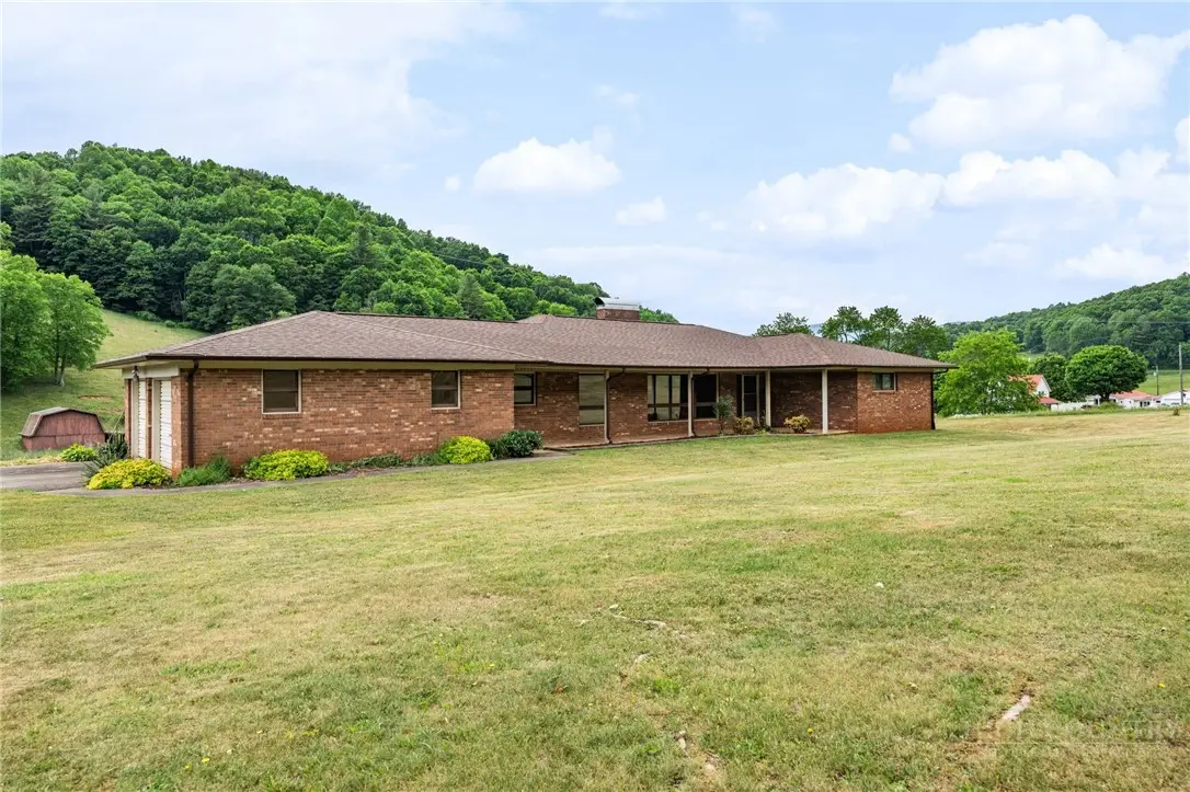1906 Nettle Knob Road, West Jefferson, NC 28694 - #1