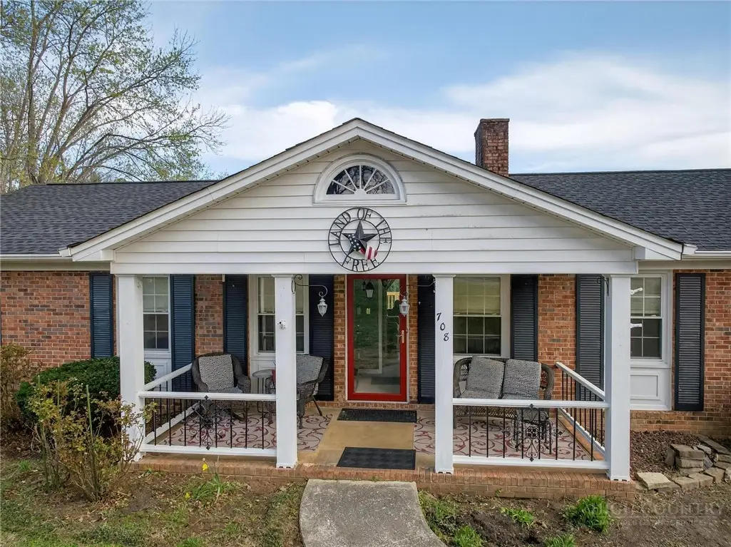 708 NE Wilmore Street, Lenoir, NC 28645 - #1