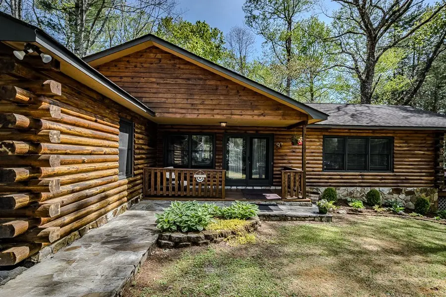 97 Lakeview Road, Newland, NC 28657 - #3