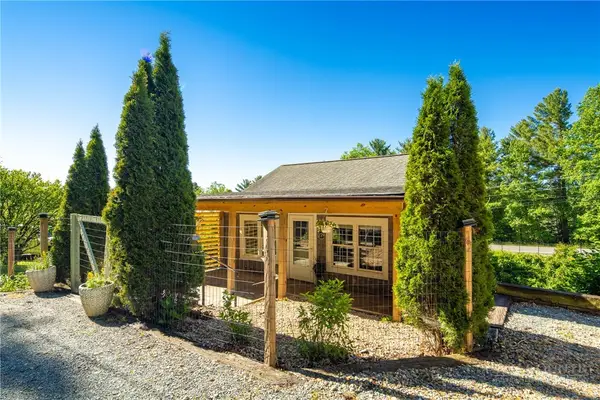 279 Green Street, Blowing Rock, NC 28605