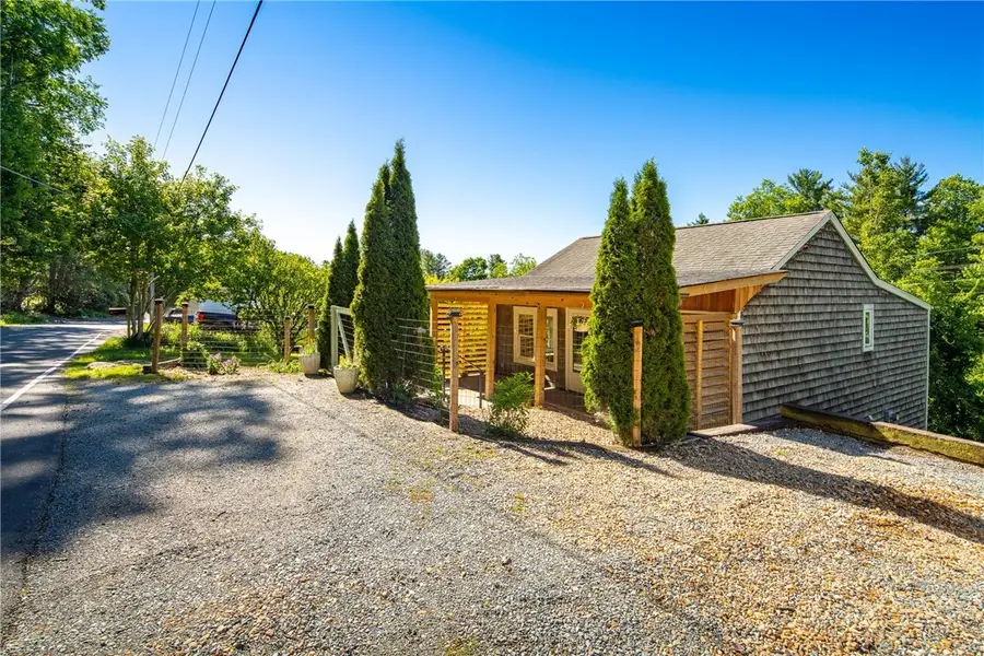 279 Green Street, Blowing Rock, NC 28605 - #2