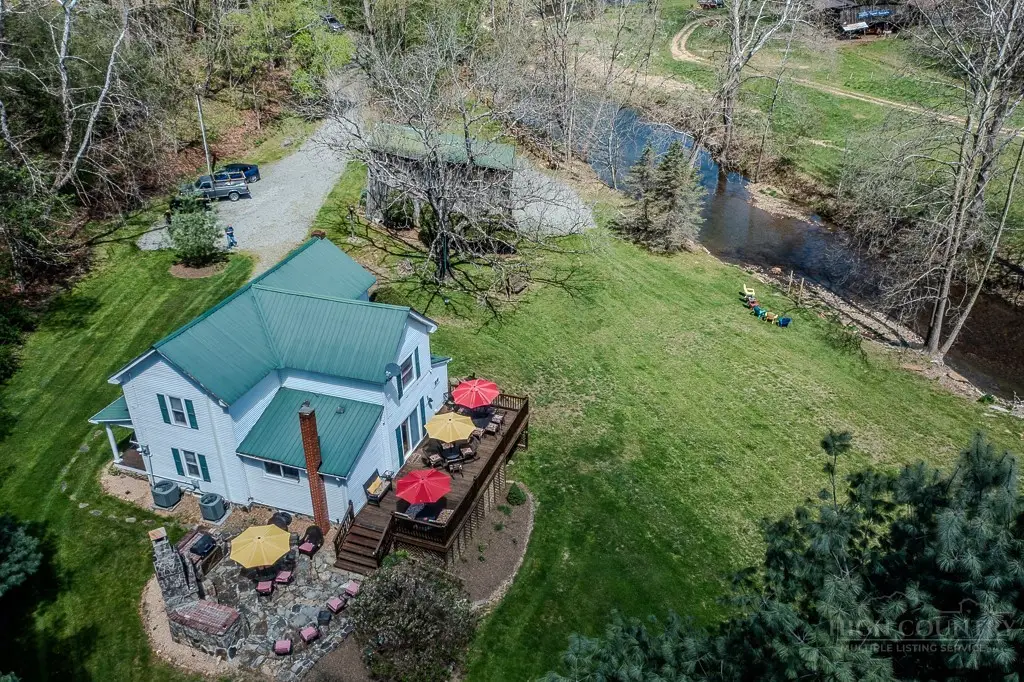 8652 Nc Highway 16, Grassy Creek, NC 29631 - #1
