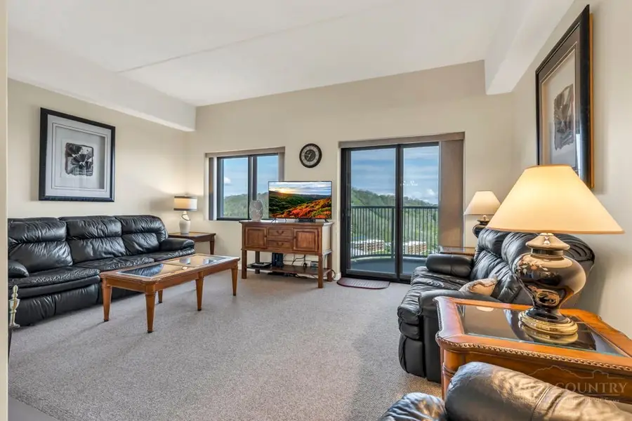 303 Sugar Top Drive #2205, Sugar Mountain, NC 28604 - #2