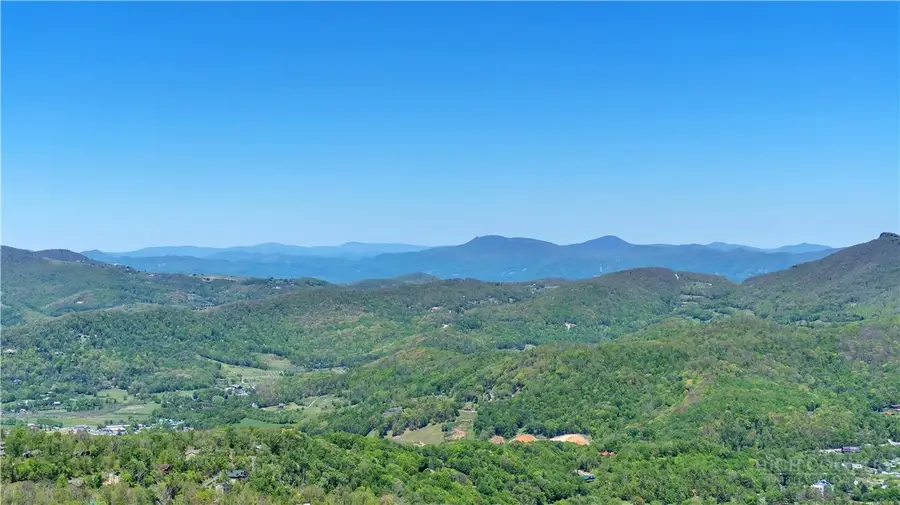 303 Sugar Top Drive #2909, Sugar Mountain, NC 28604 - #3