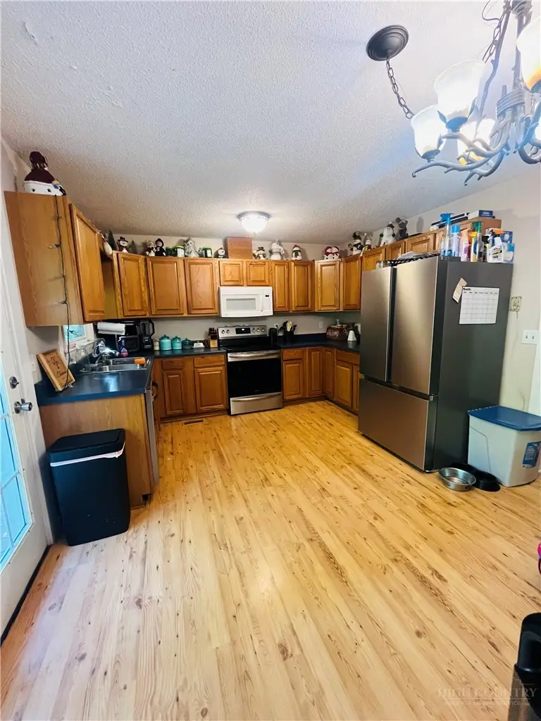 138 Oak Street, Jefferson, NC 28640 - #3