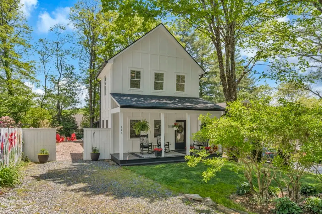 210 Henkel Street, Blowing Rock, NC 28605 - #1