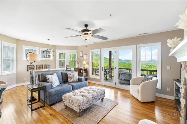 942 Ridge Haven Parkway #R1211, Banner Elk, NC 28604