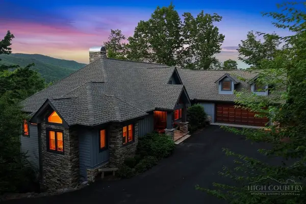 95 Green Ridge Lane, Banner Elk, NC 28604