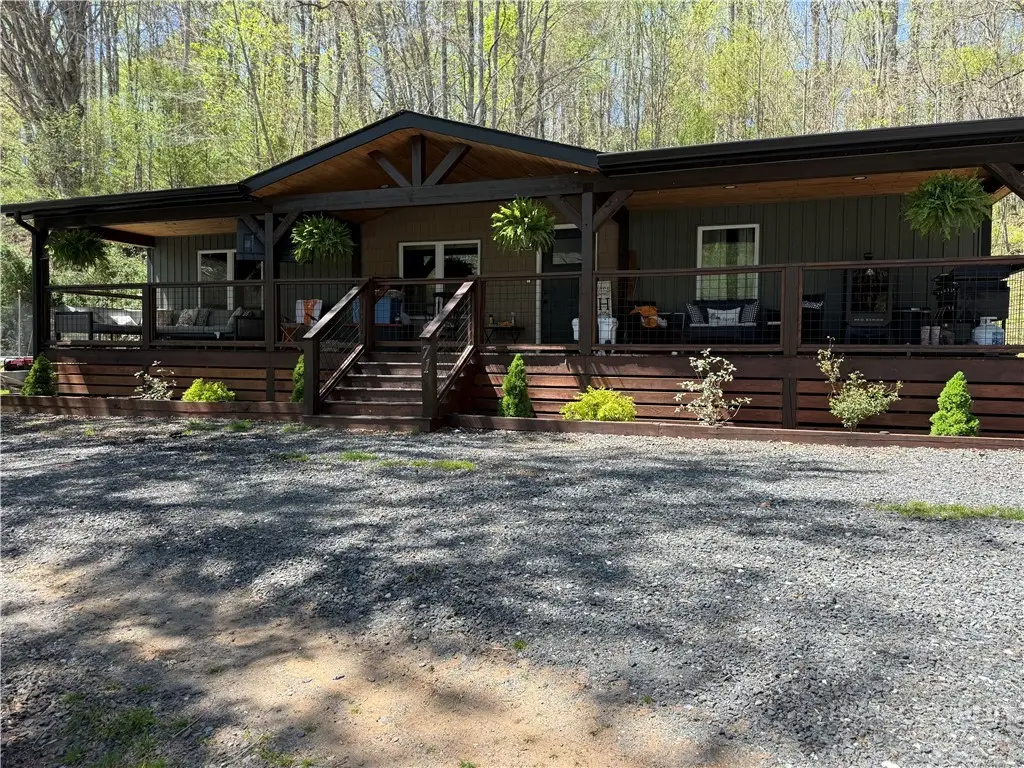 71 Ledford Ridge Lane, Bakersville, NC 28705 - #1