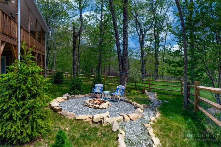 209 Woodhaven Drive, Sugar Mountain, NC 28604 - #2