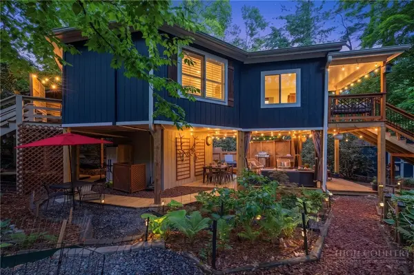 336 Old Johns River Road, Blowing Rock, NC 28605