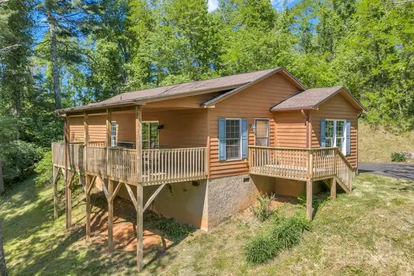 139 Chinquapin Springs Lane, Newland, NC 28657