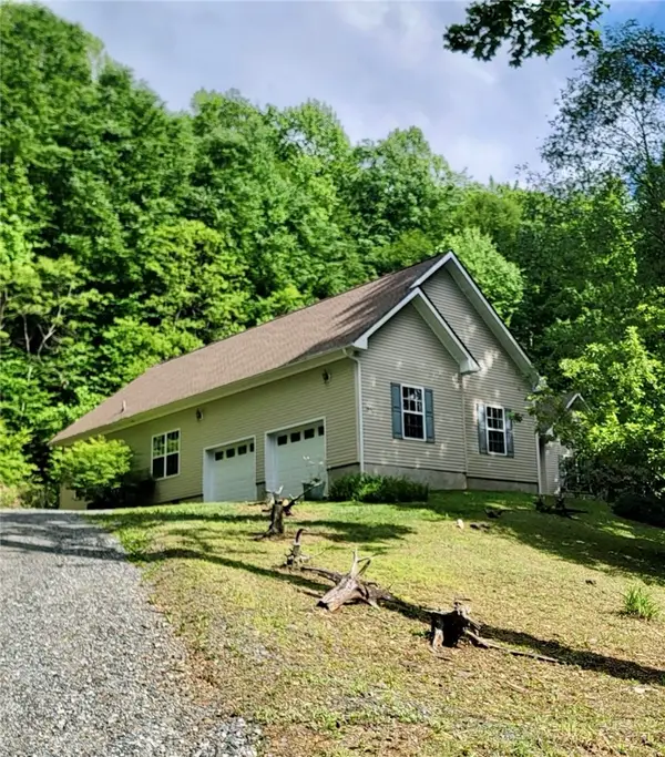 966 Burkett Road, Boone, NC 28607