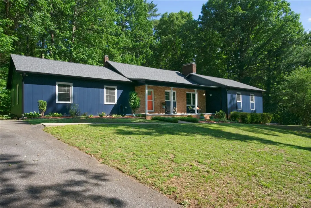 216 Eastwood Park Drive, Lenoir, NC 28645 - #1