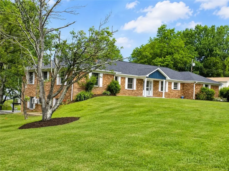 19 Carson Blvd, Sparta, NC 28675 - #2