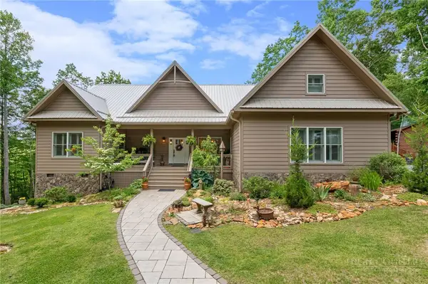 142 Highland Cove, West Jefferson, NC 28694