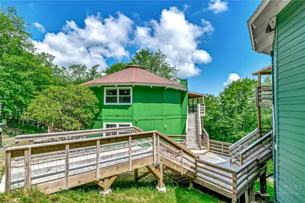 104 Hornbeam Road, Beech Mountain, NC 28604