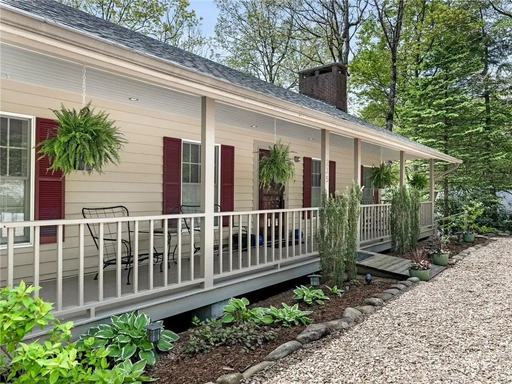 235 Valley View Road, Blowing Rock, NC 28605 - #1