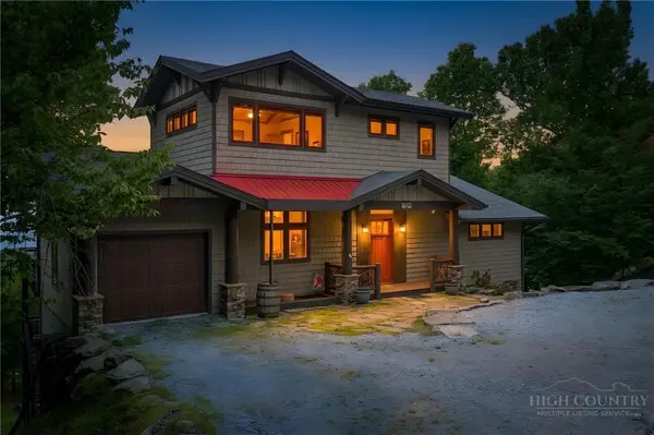 1033 Charter Hills Road, Beech Mountain, NC 28604