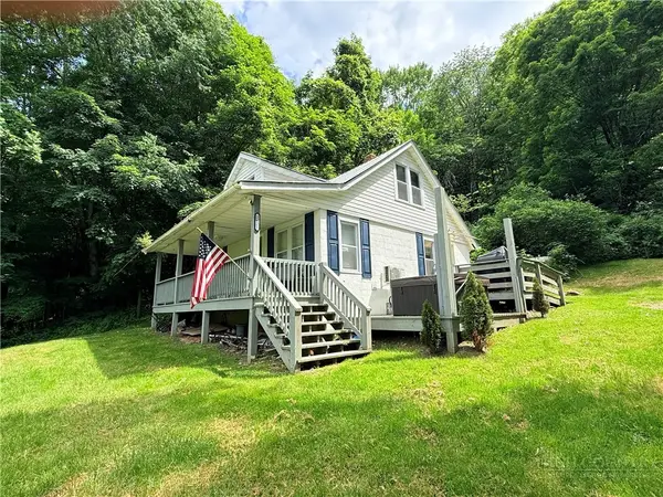 2621 Helton Creek Road #2, Lansing, NC 28643