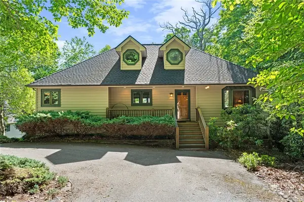 365 Peacock Drive, Blowing Rock, NC 28605