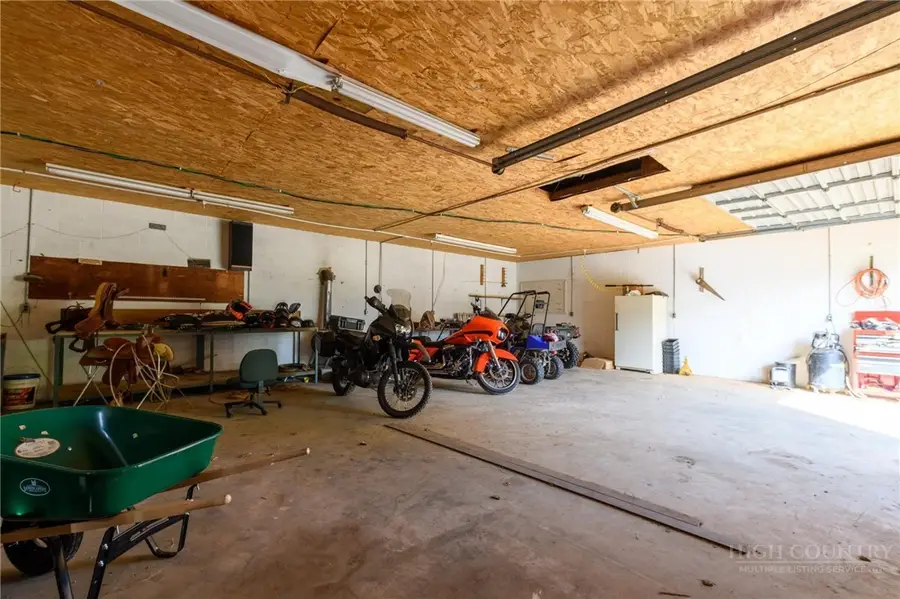 4163 Horseshoe Bend Road, Hudson, NC 28638 - #3