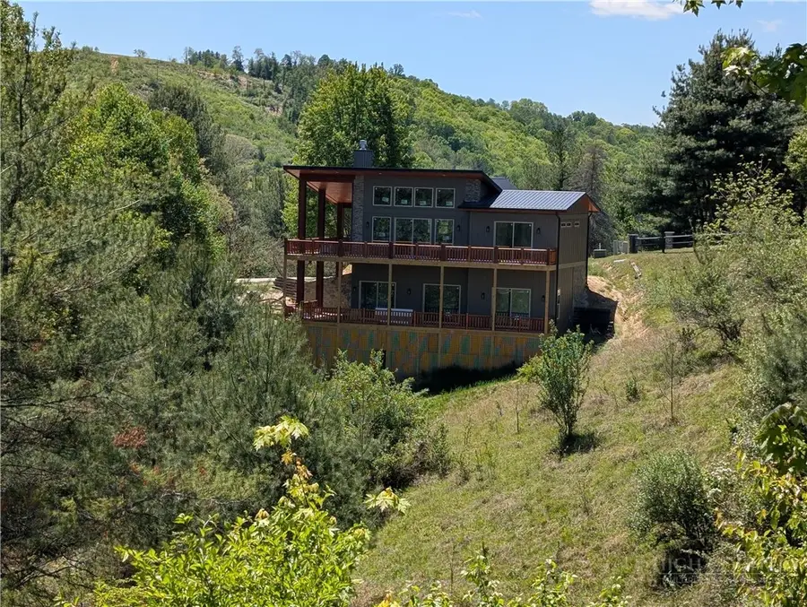 19 Cozy Cabins Circle, Piney Creek, NC 28663 - #2