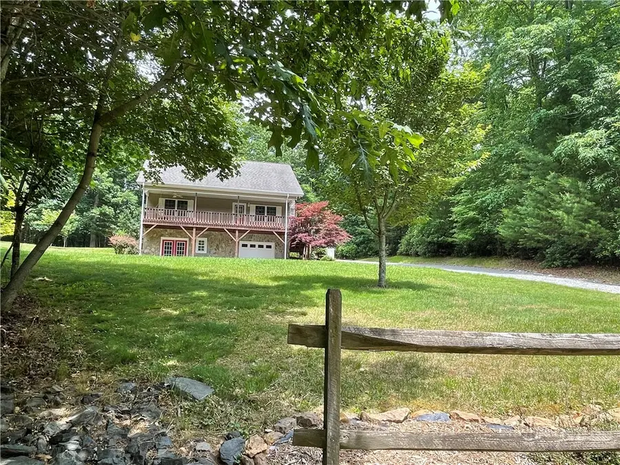 218 Jeannette Glen, West Jefferson, NC 28694 - #2