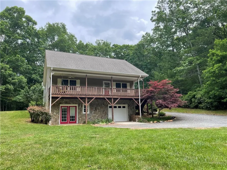 218 Jeannette Glen, West Jefferson, NC 28694 - #3