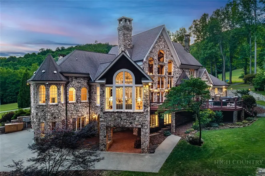 5712 Summit Road, Purlear, NC 28665 - #3