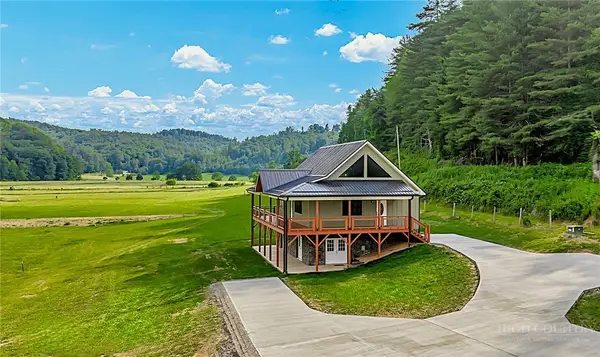 180 South Fork Farm Lane, West Jefferson, NC 28694