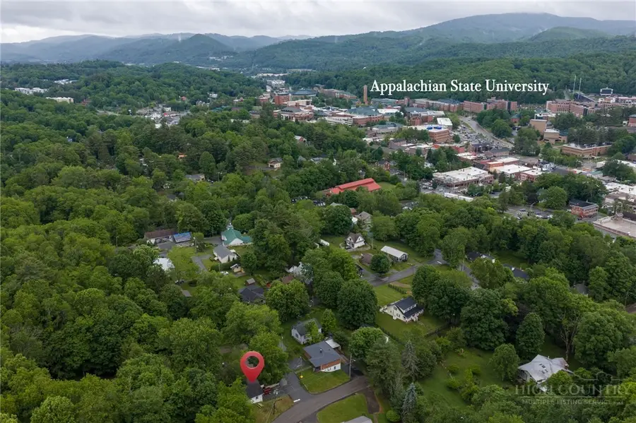 105 Summit Street, Boone, NC 28607 - #2