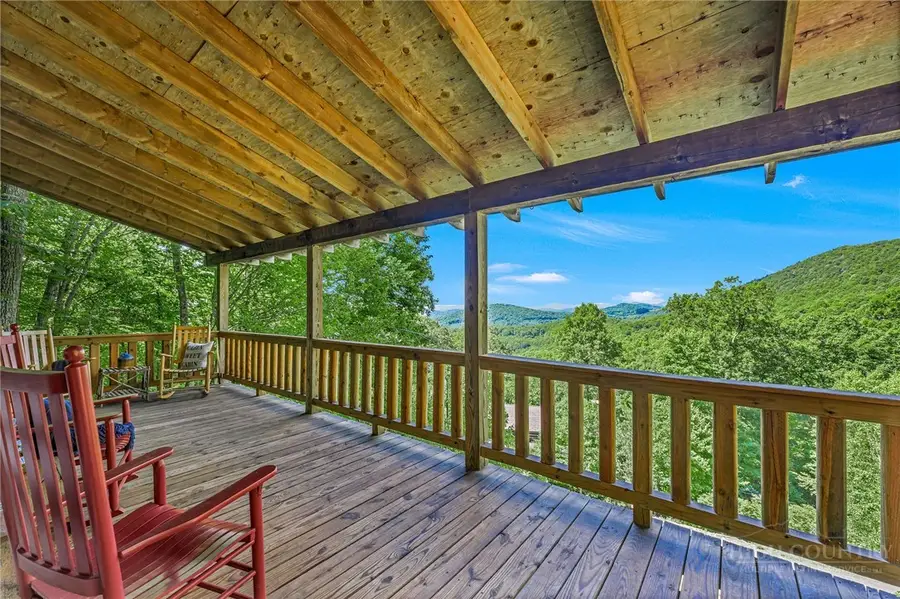 527 Tomahawk Drive, Todd, NC 28684 - #3