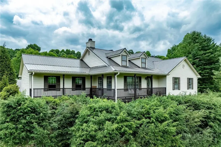 353 Woodbriar Drive, Sugar Grove, NC 28679 - #3
