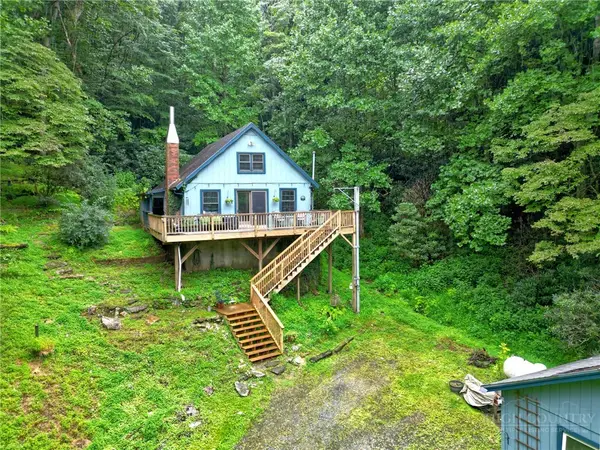 9440 Blackberry Road, Lenoir, NC 28645