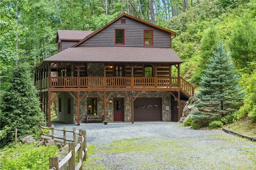211 Wades Lane, Vilas, NC 28692 - #2