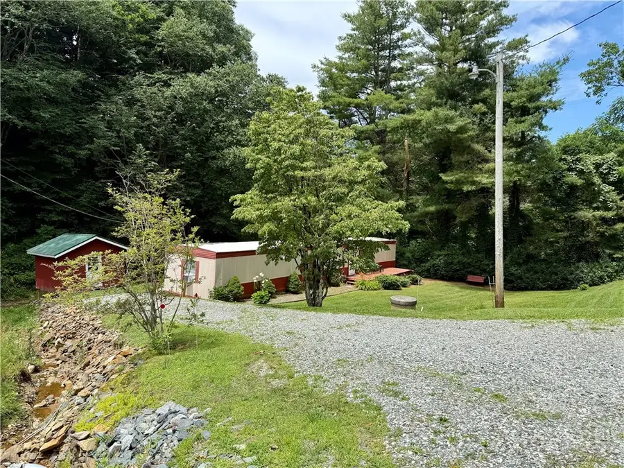 512 Greer Lane, Vilas, NC 28692 - #2
