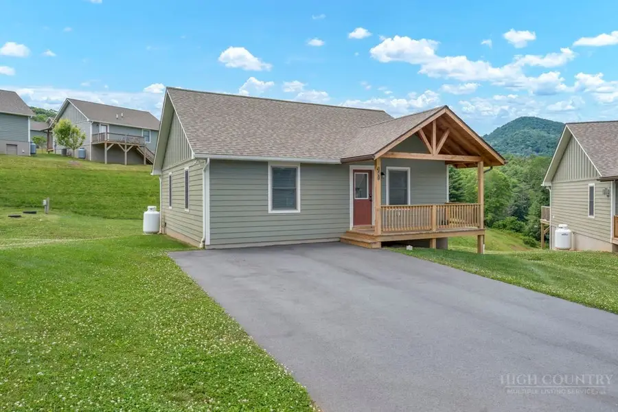 141 Pitts Way #127, Boone, NC 28645 - #2
