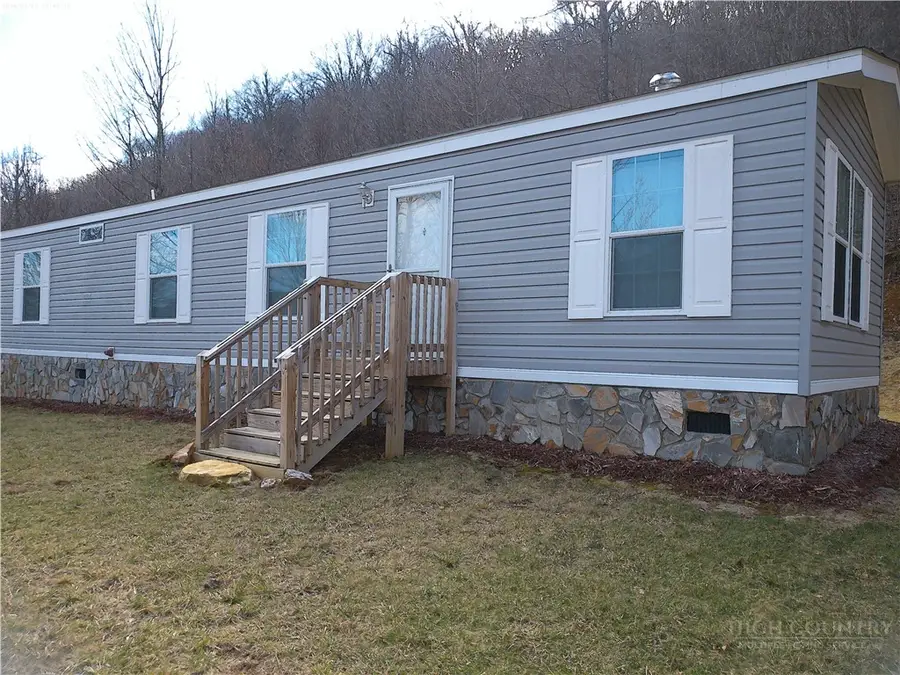 412 Jim Grubbs Lane, Todd, NC 28684 - #2