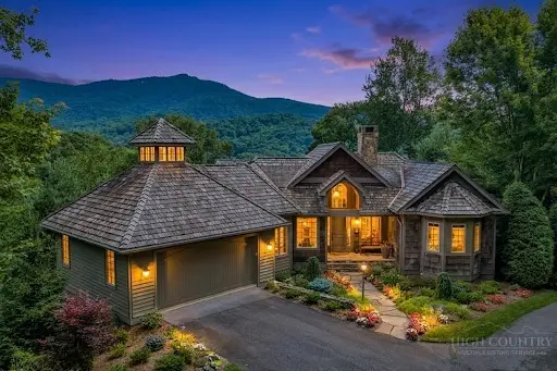 35 Valley Vista Court, Banner Elk, NC 28604