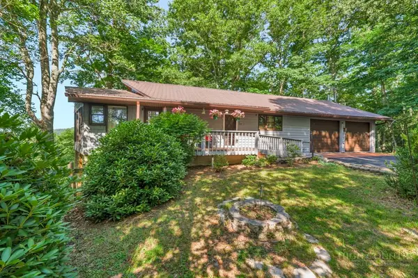 102 Ginger Hollow Road, Newland, NC 28657