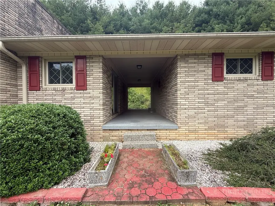 12093 Nc Hwy 194 N, Lansing, NC 28643 - #2