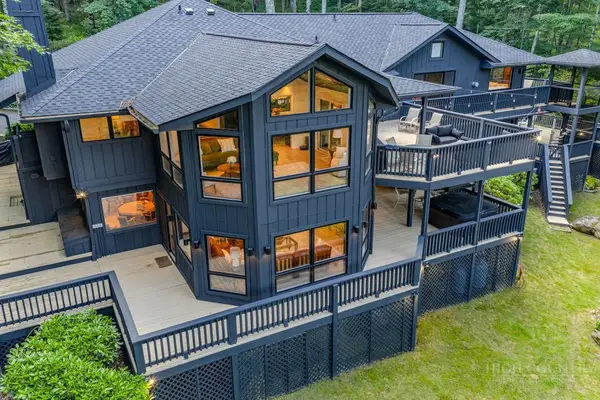 102 Ridge Drive, Linville, NC 28646