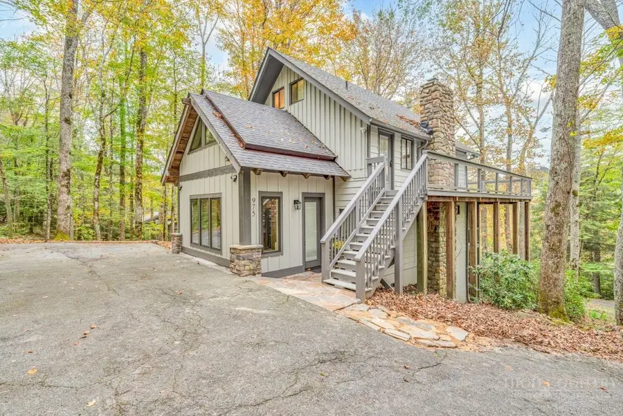975 Hillside Drive, Linville, NC 28646 - #2
