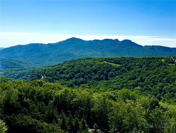 303 Sugar Top Drive #2302, Sugar Mountain, NC 28604