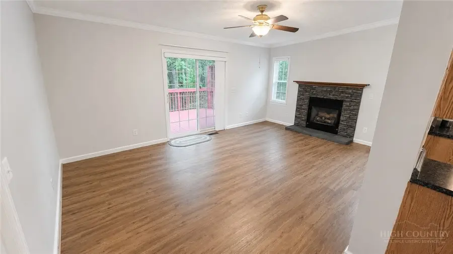 32 Yarrow Circle, Newland, NC 28657 - #3