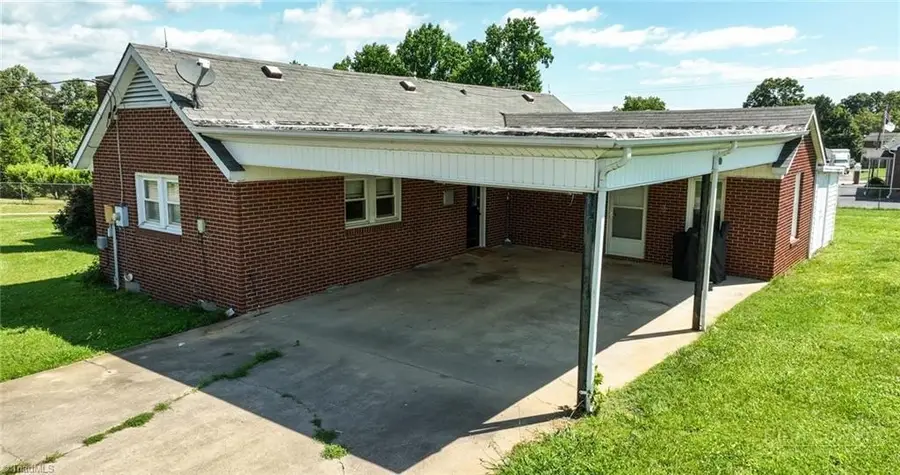 820 Suncrest Orchard Road, North Wilkesboro, NC 28659 - #3